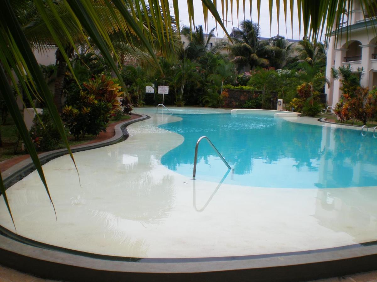 Best Holiday Beach Apartment Flic en Flac Exterior photo