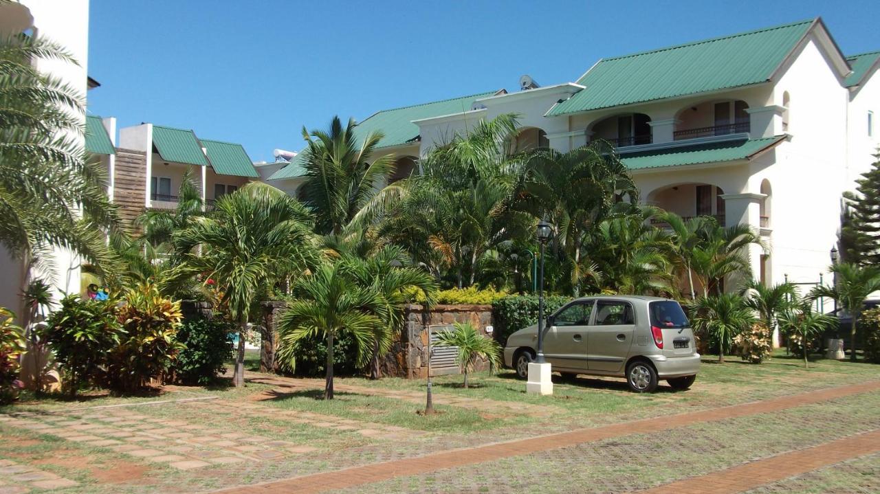 Best Holiday Beach Apartment Flic en Flac Exterior photo