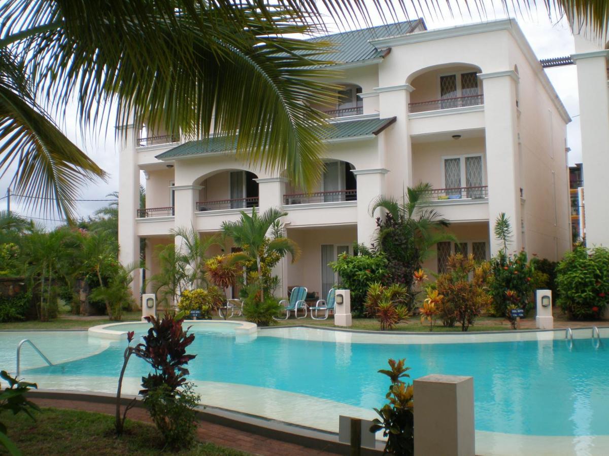 Best Holiday Beach Apartment Flic en Flac Exterior photo